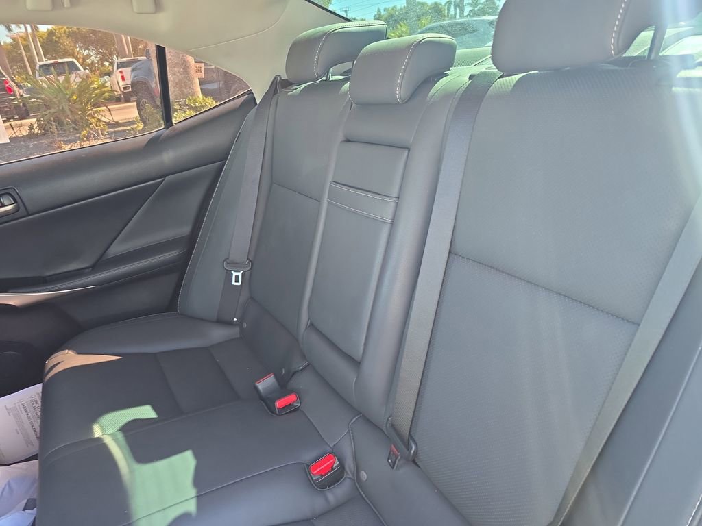 Used 2020 Lexus IS 300 image 10