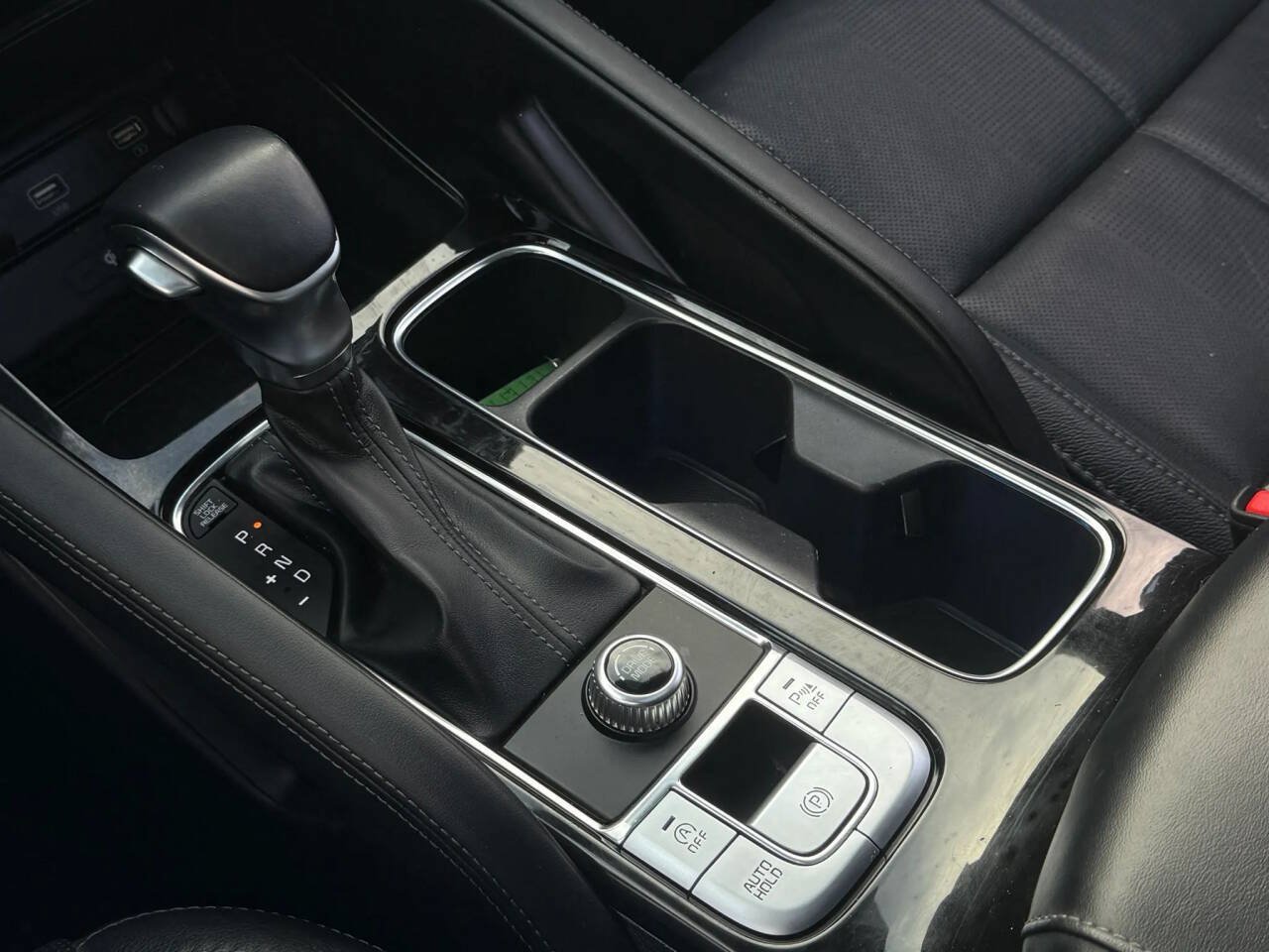 Used 2020 Kia Telluride EX w/ EX Premium Package FWD image 23