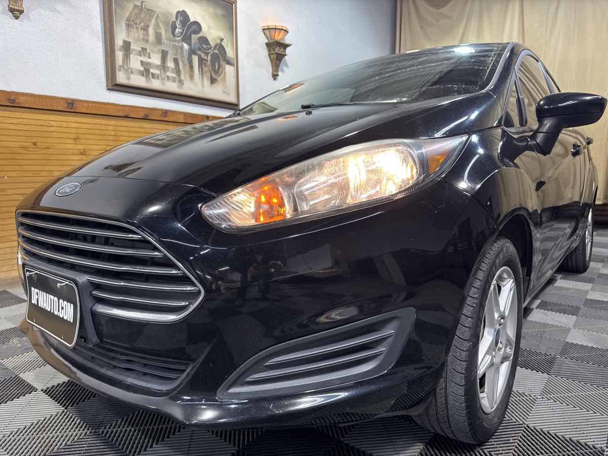 Used 2019 Ford Fiesta SE image 5