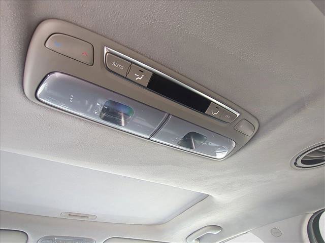 Used 2020 Kia Telluride SX w/ SX Prestige Package image 19