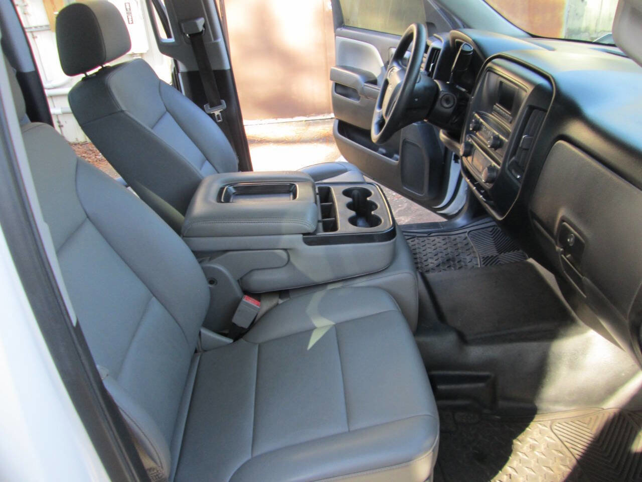 Used 2016 Chevrolet Silverado 1500 W/T w/ Trailering Package image 24