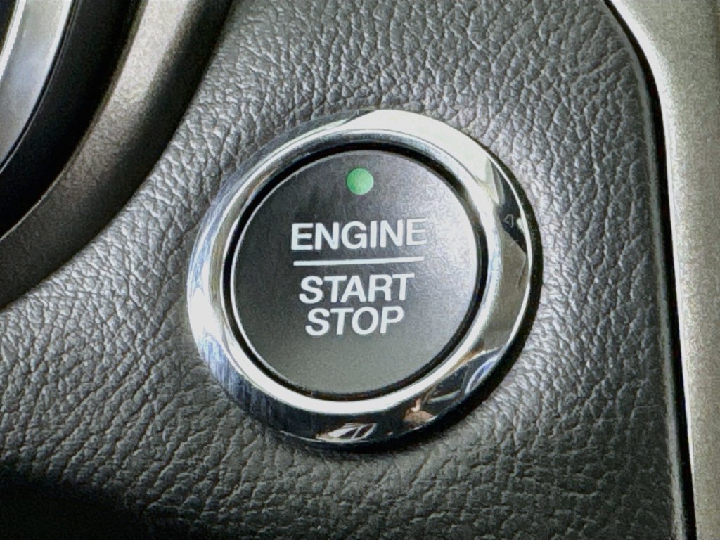 Used 2019 Ford Fusion SE FWD image 19
