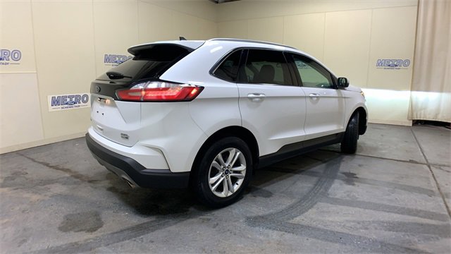 Certified 2020 Ford Edge SEL w/ Convenience Package image 3