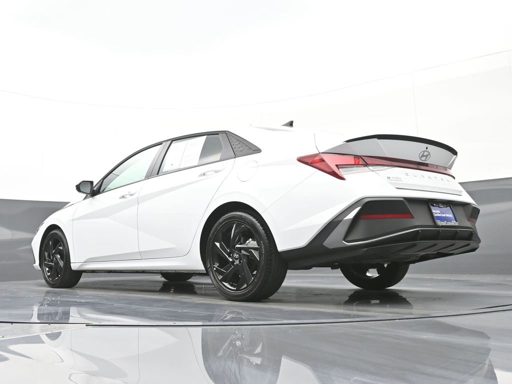 Certified 2026 Hyundai Elantra Sport FWD image 41