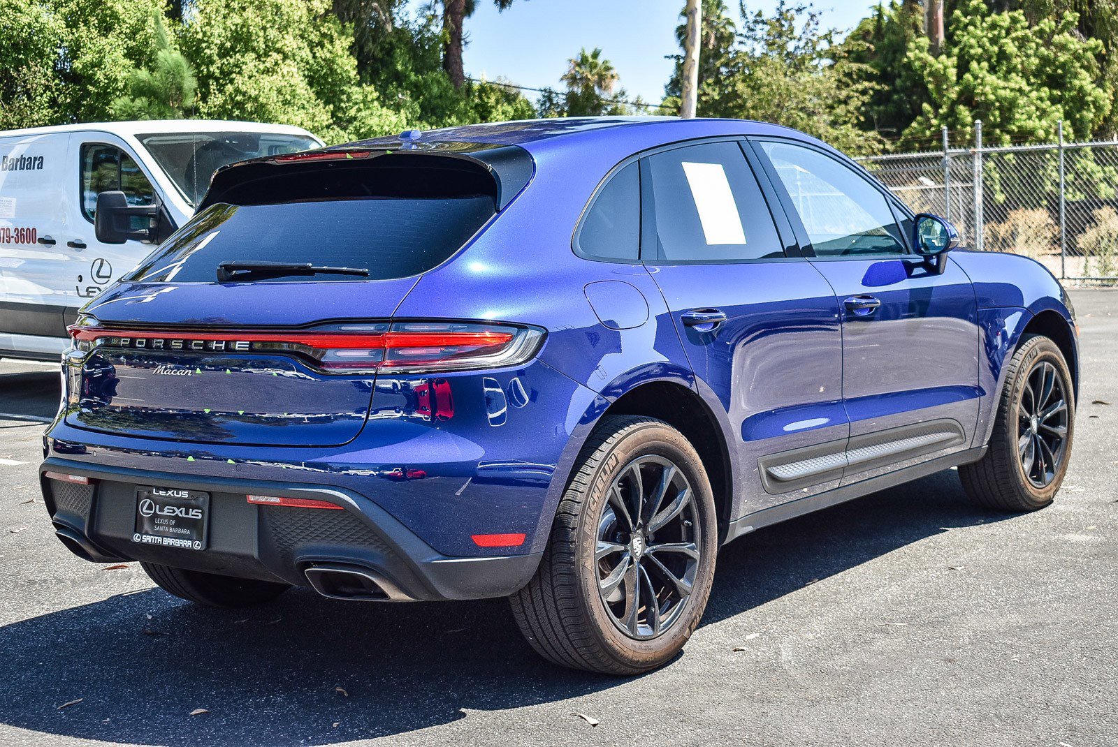 Used 2023 Porsche Macan image 6