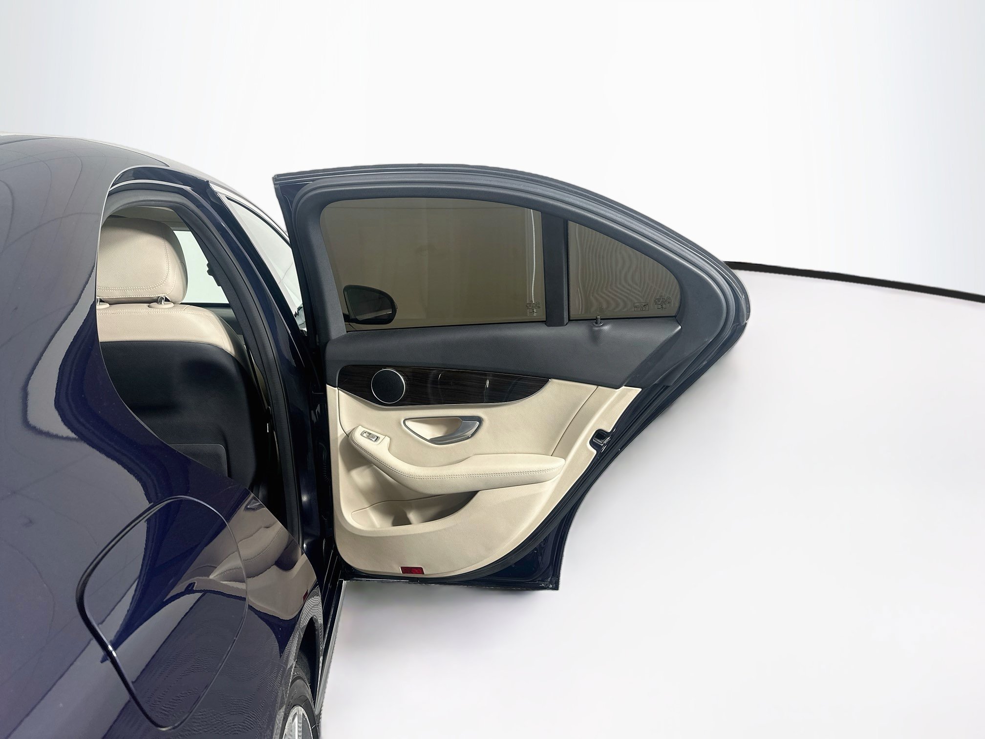 Used 2017 Mercedes-Benz C 300 Sedan image 31