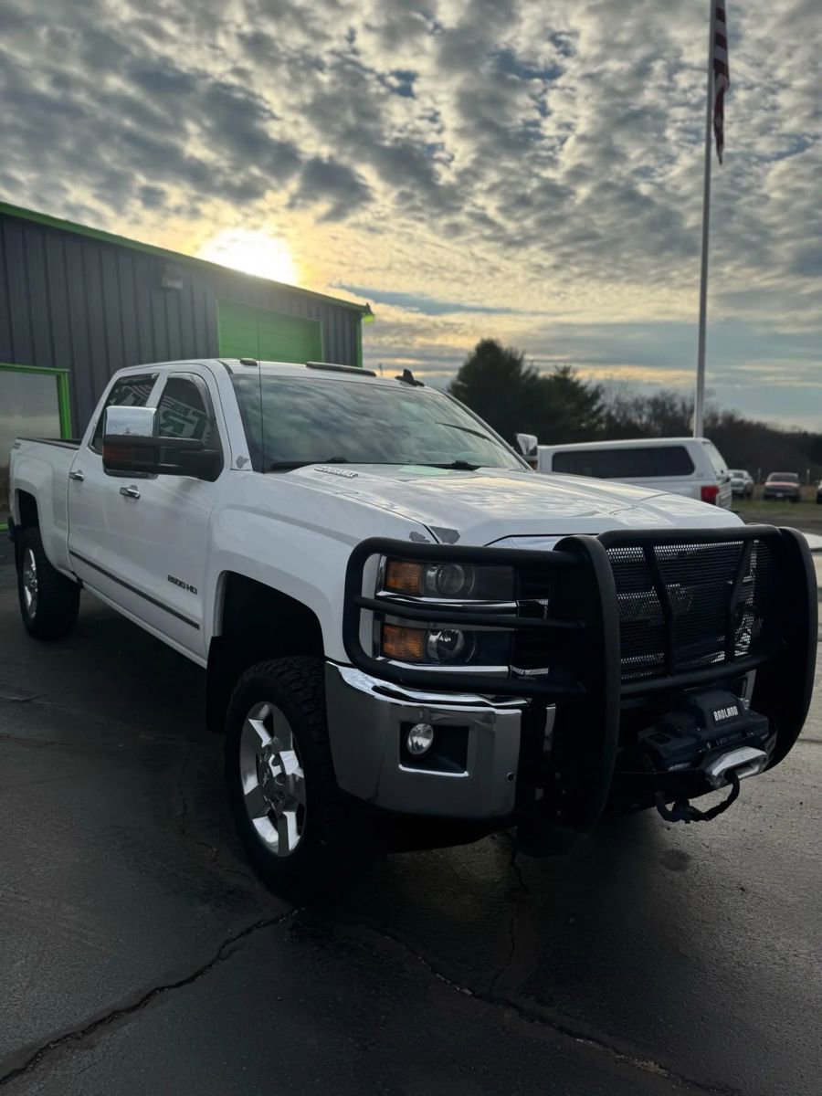 Used 2016 Chevrolet Silverado 2500 LTZ w/ Duramax Plus Package image 4