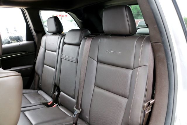 Used 2018 Jeep Grand Cherokee Summit w/ Trailer Tow Group IV RWD image 26