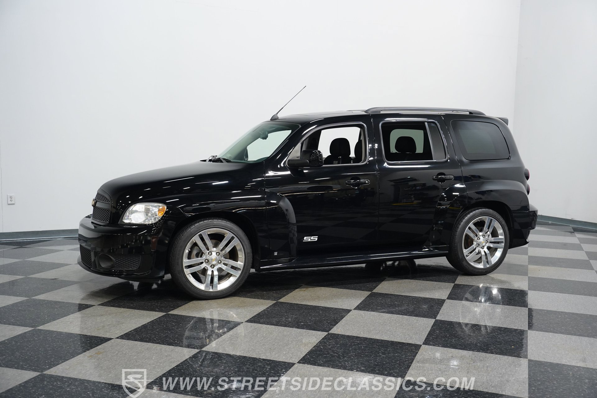 Used 2008 Chevrolet HHR SS FWD image 6