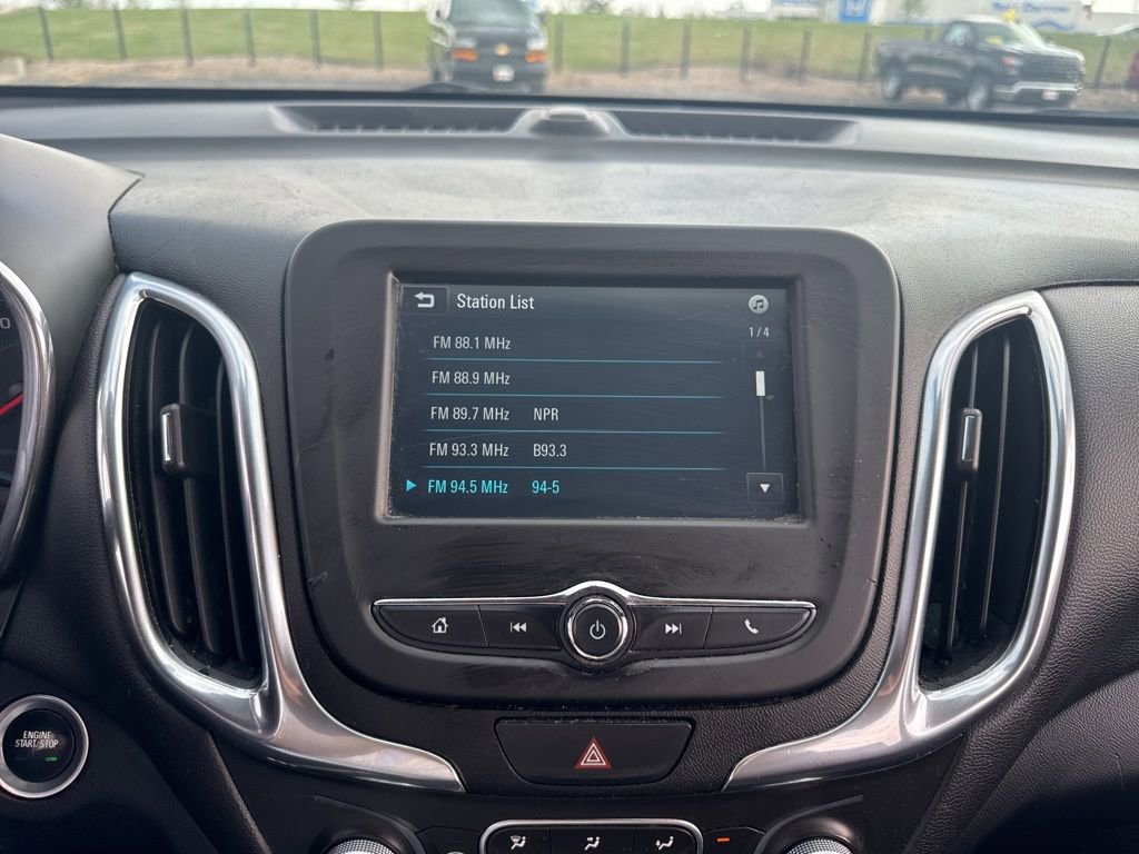 Used 2018 Chevrolet Equinox LT image 19
