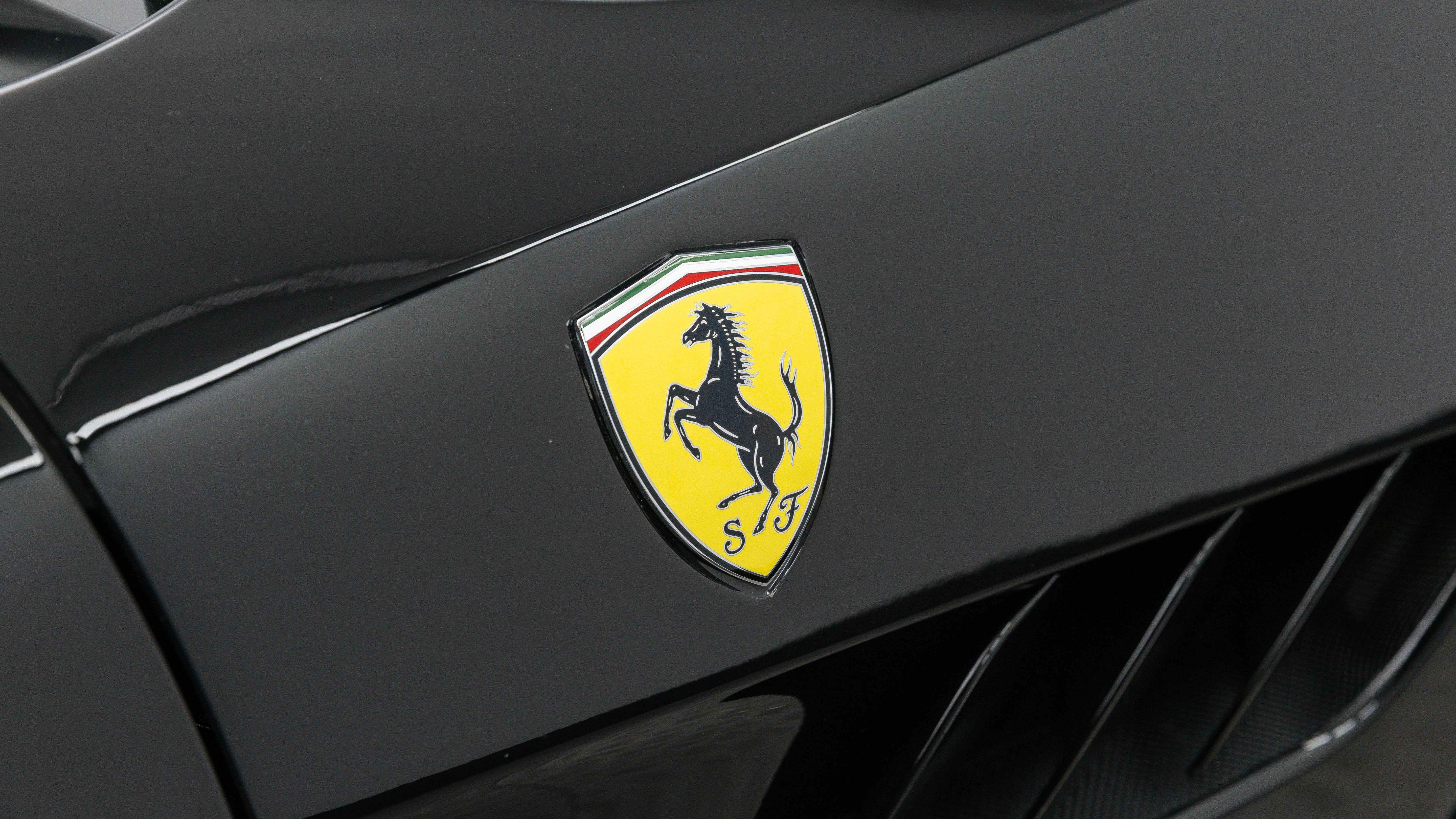 Certified 2020 Ferrari GTC4Lusso AWD/4WD image 38