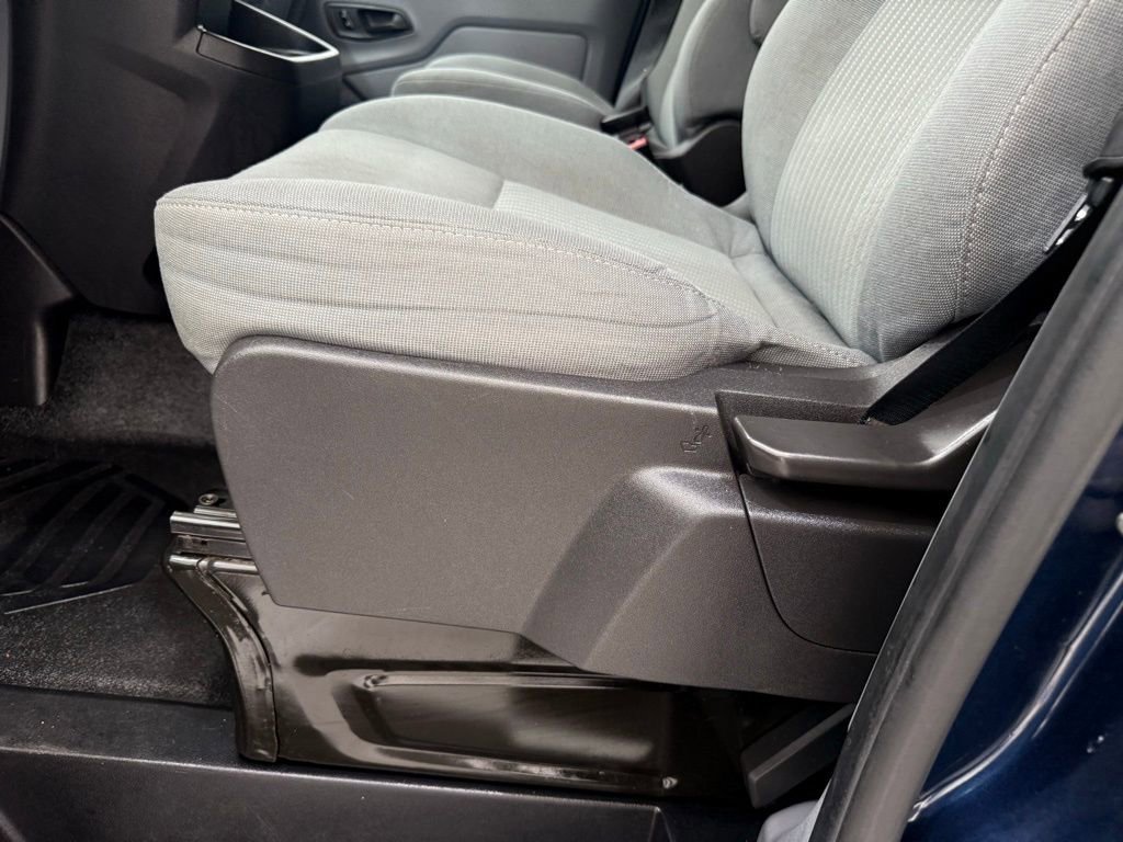 Used 2015 Ford Transit 150 XL image 12
