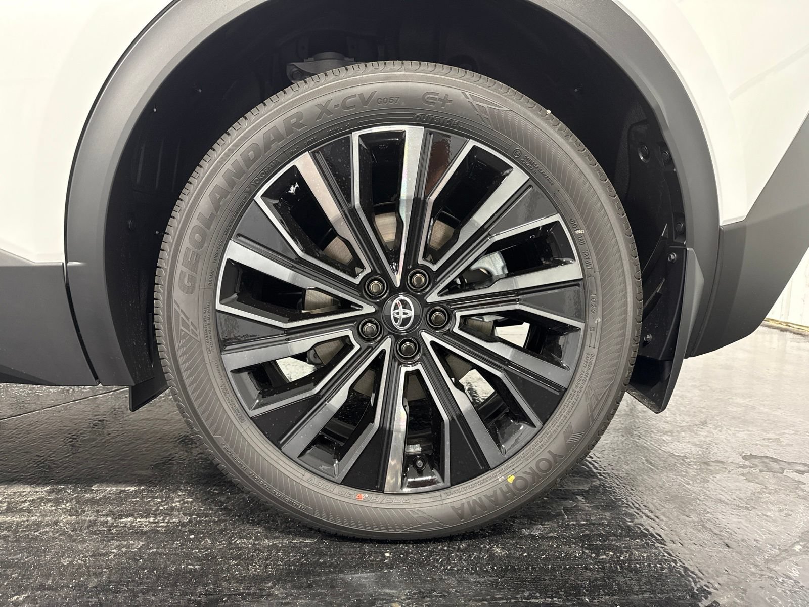 New 2026 Toyota C-HR AWD/4WD image 7