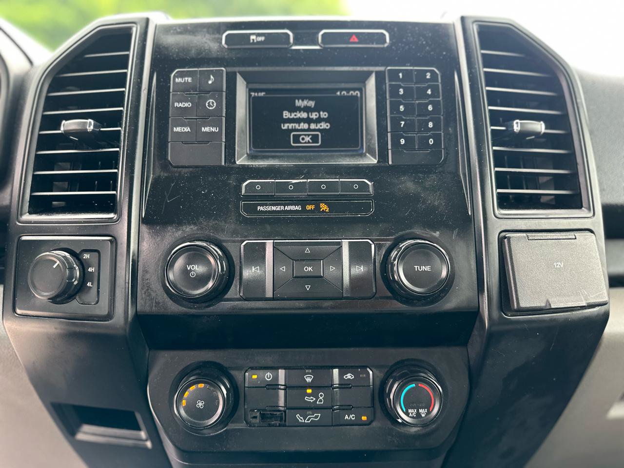Used 2017 Ford F150 XL w/ XL Power Equipment Group AWD/4WD image 11