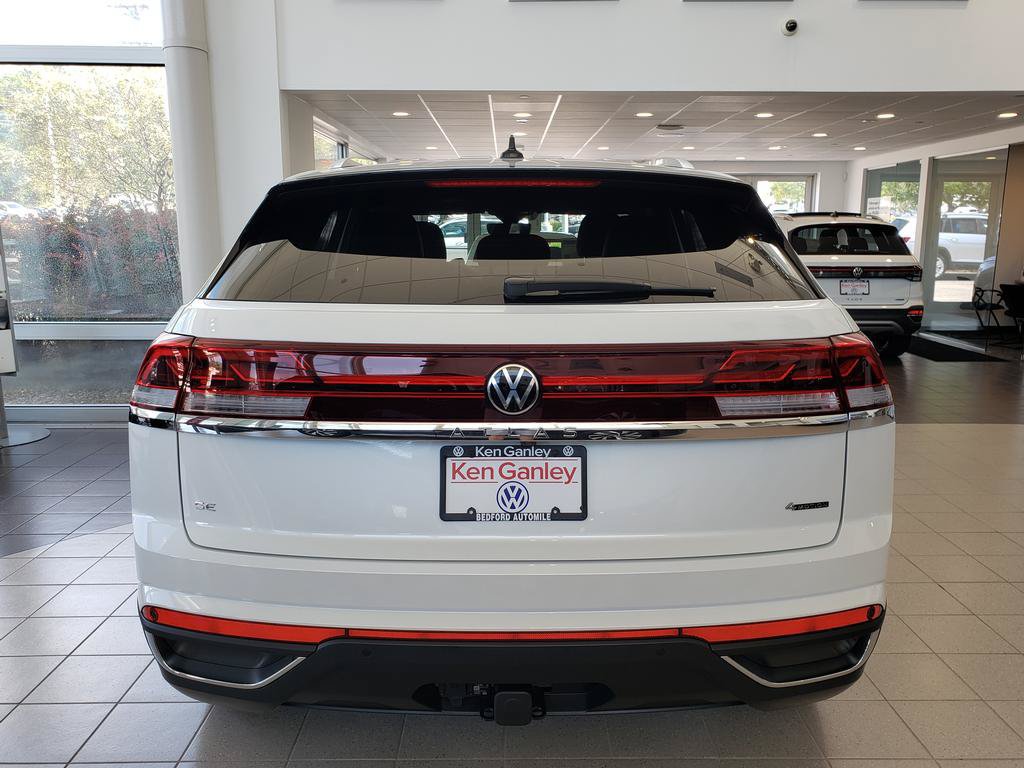 New 2026 Volkswagen Atlas Cross Sport SE AWD/4WD image 4