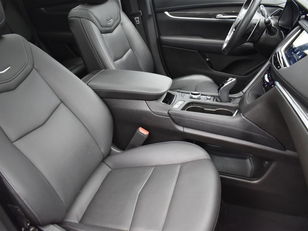 Certified 2023 Cadillac XT5 Sportv image 33
