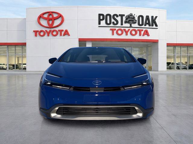 New 2026 Toyota Prius Plug-In Hybrid FWD image 2