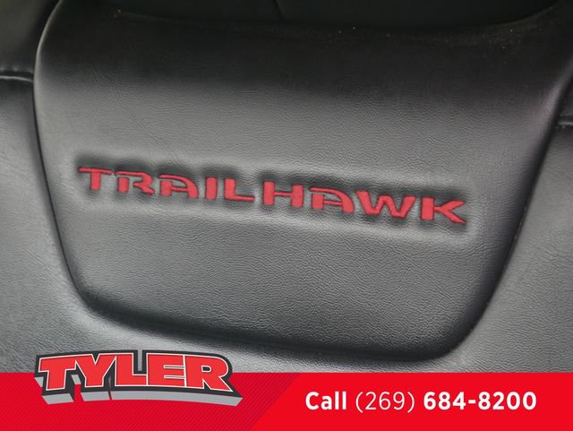 Used 2021 Jeep Cherokee Trailhawk image 40