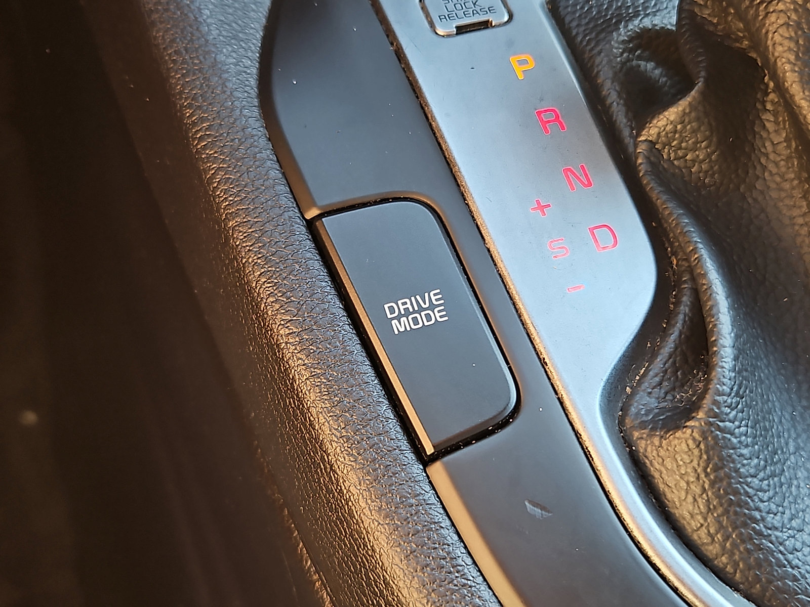 Used 2021 Kia Forte LXS FWD image 22