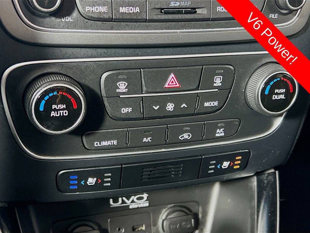 Used 2015 Kia Sorento SX image 16