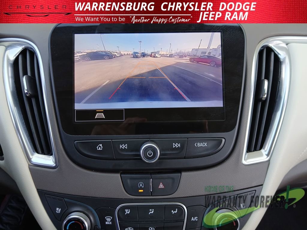 Used 2024 Chevrolet Malibu LT image 23