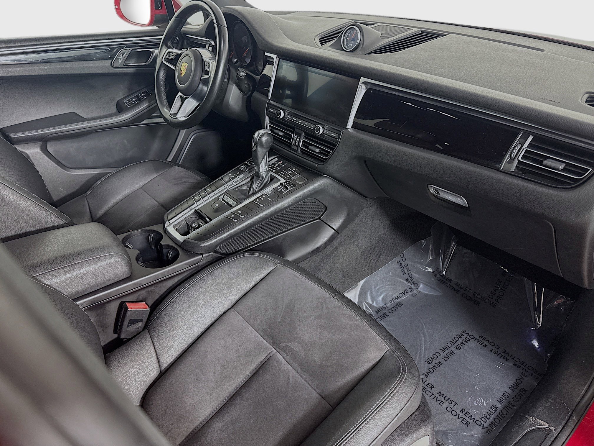 Used 2021 Porsche Macan image 28