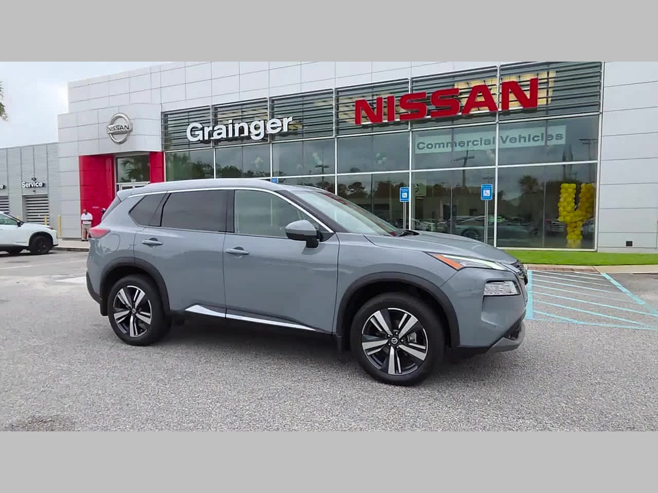 Used 2021 Nissan Rogue SL w/ Premium Package FWD image 17