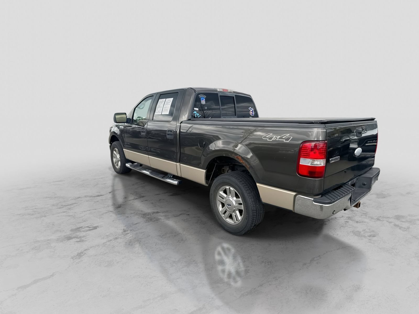 Used 2007 Ford F150 XLT AWD/4WD image 2