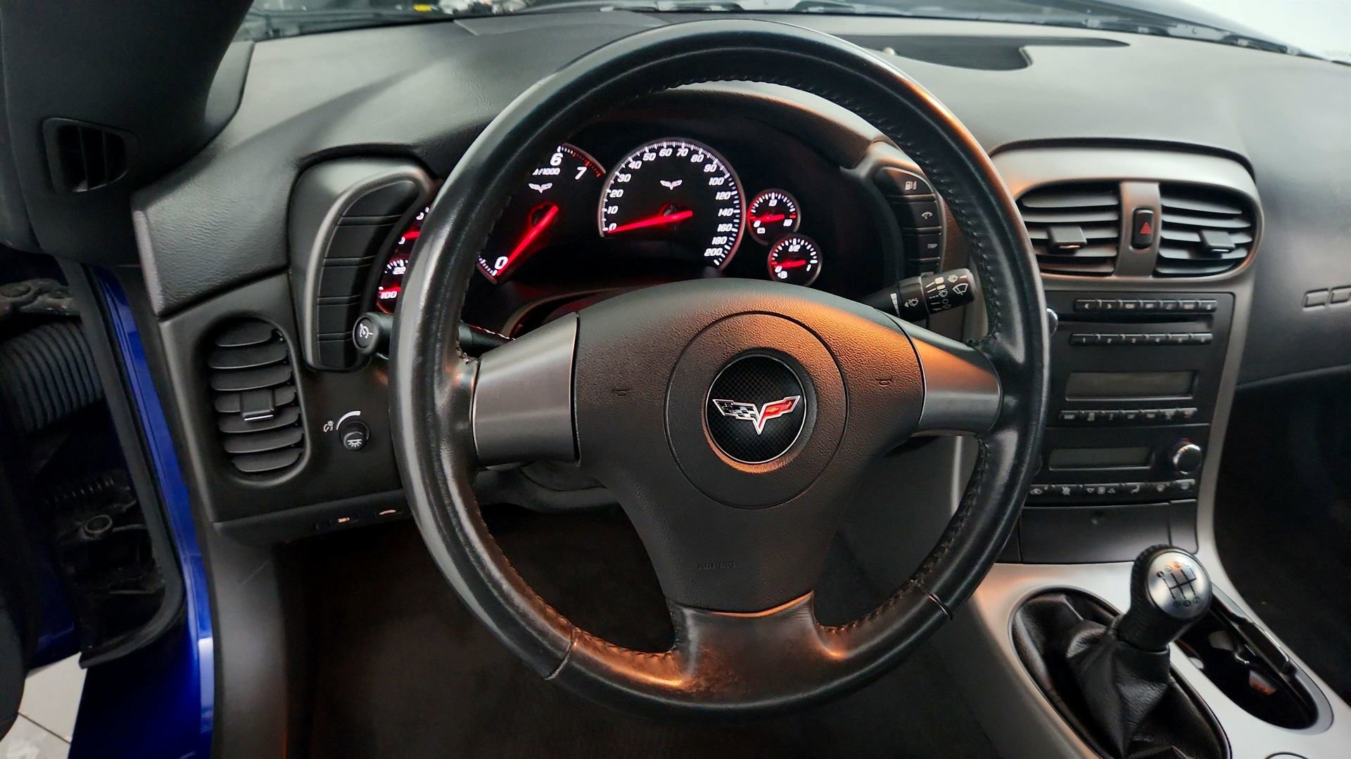 Used 2007 Chevrolet Corvette Convertible RWD image 18