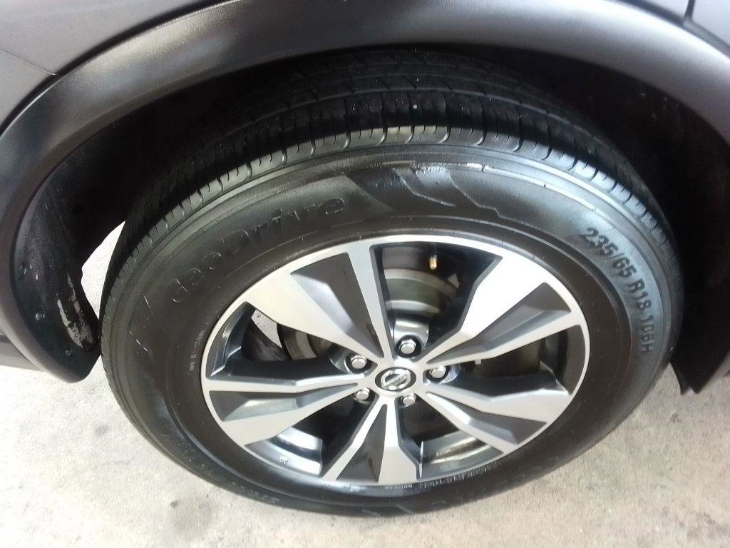 Used 2021 Nissan Murano SV image 25