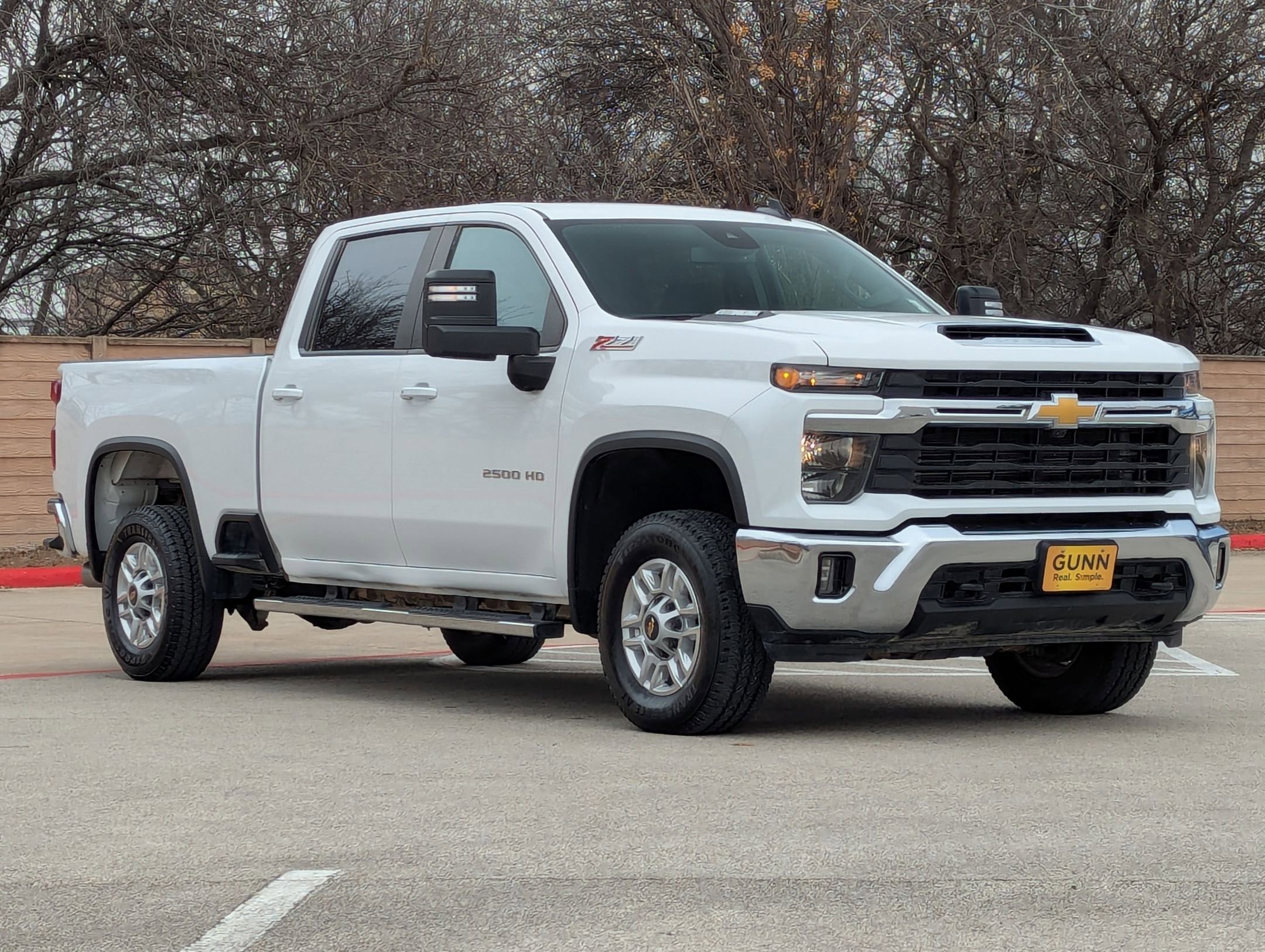 Used 2024 Chevrolet Silverado 2500 LT w/ Safety Package image 2