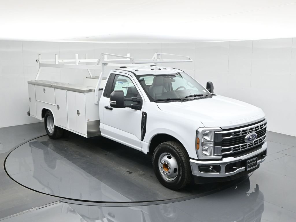 New 2026 Ford F350 XL w/ XL Chrome Package RWD image 38