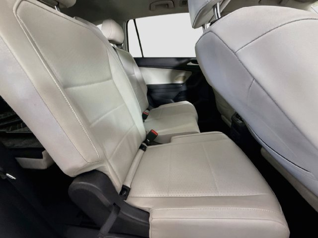 Used 2021 Volkswagen Tiguan SEL FWD image 26