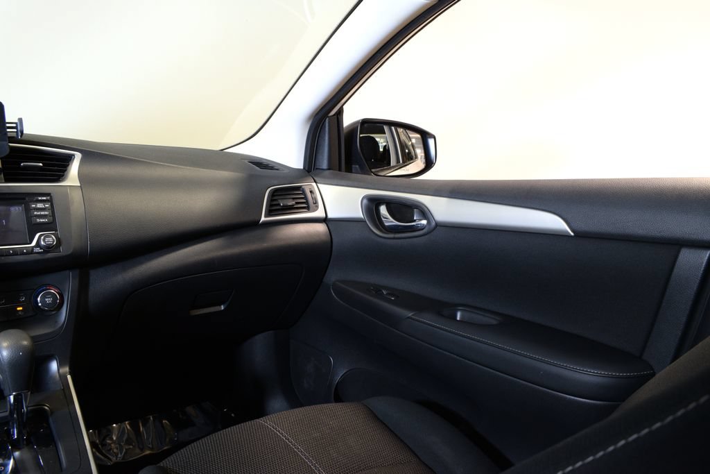 Used 2018 Nissan Sentra S FWD image 14