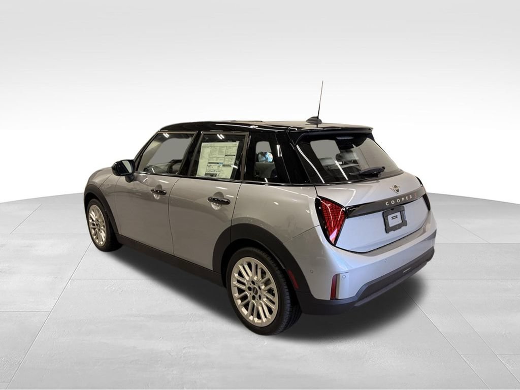 Used 2025 MINI Cooper S FWD image 3
