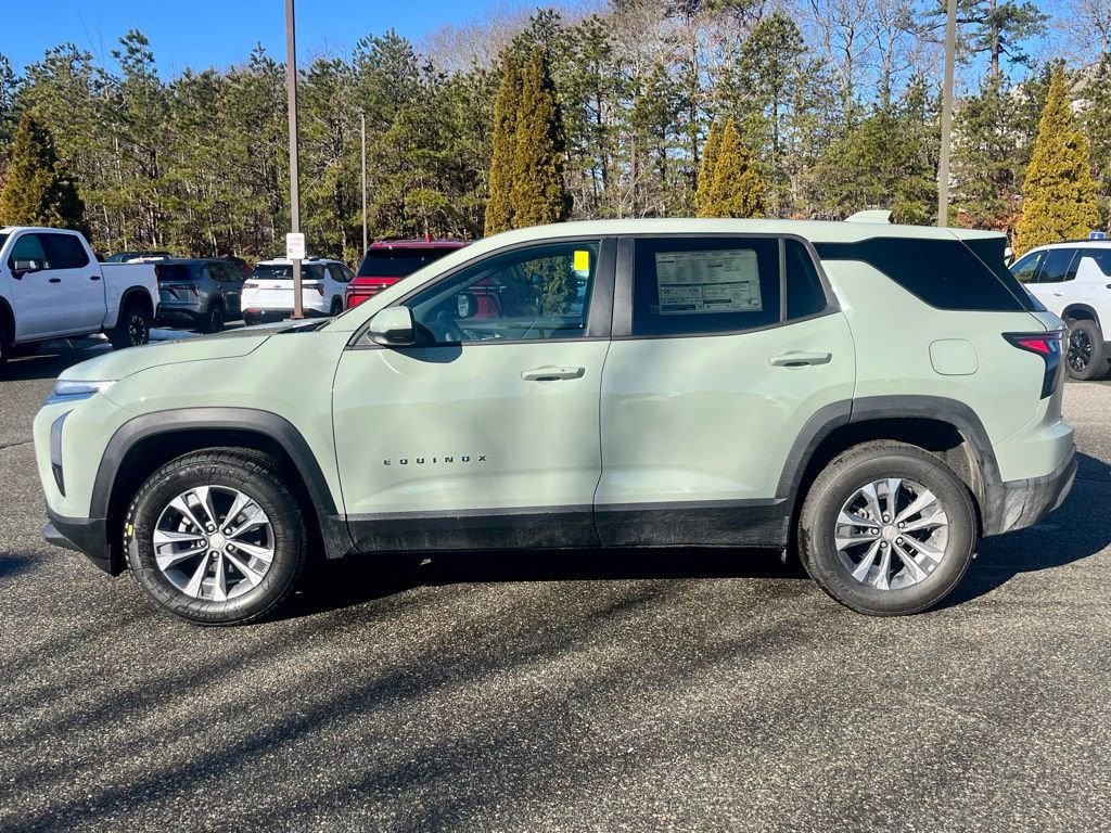 New 2026 Chevrolet Equinox LT w/ Convenience Package II image 2