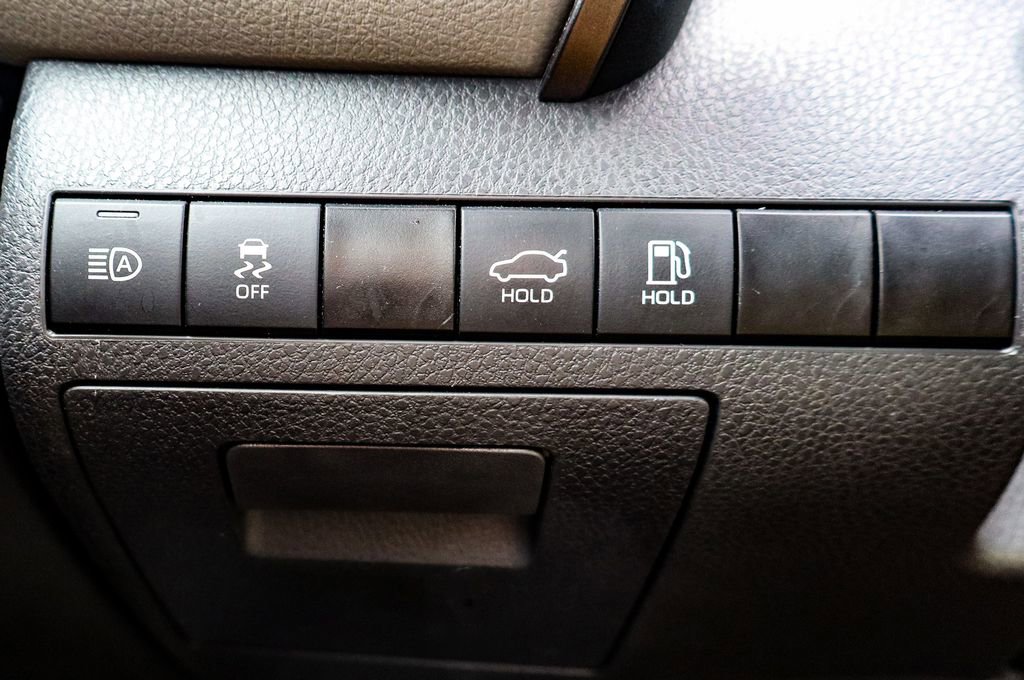 Used 2024 Toyota Camry XSE image 21