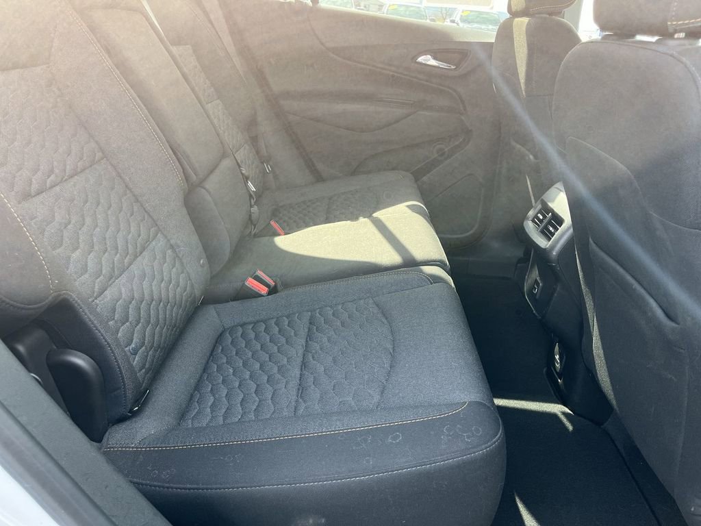 Used 2019 Chevrolet Equinox LT w/ Sun & Navigation Package image 26