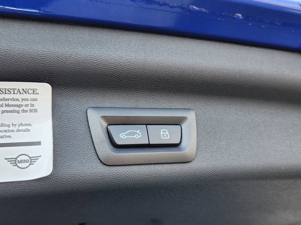 Used 2025 MINI Cooper Countryman S w/ Comfort Package Max image 13
