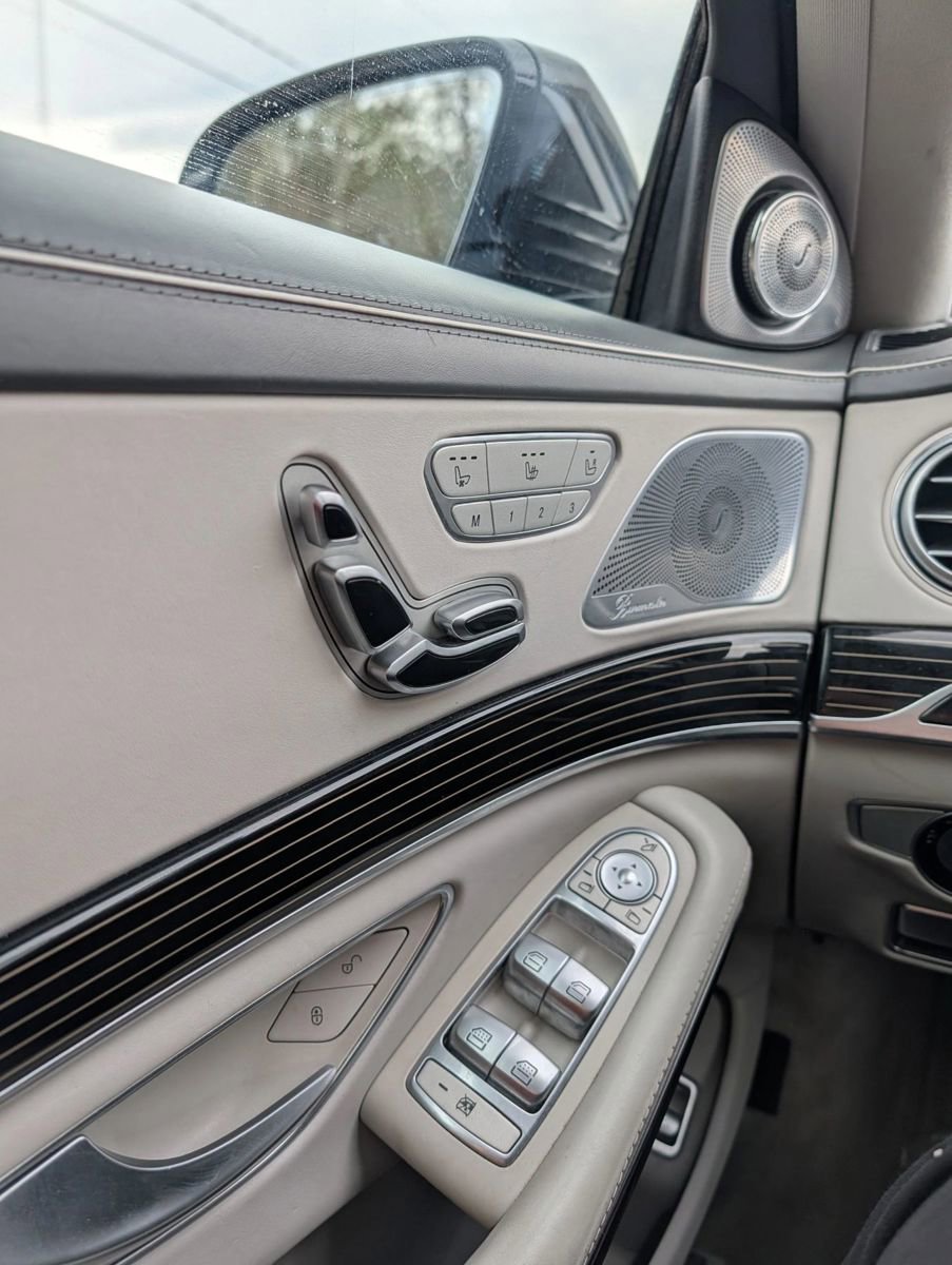 Used 2016 Mercedes-Benz S 550 4MATIC Sedan image 21