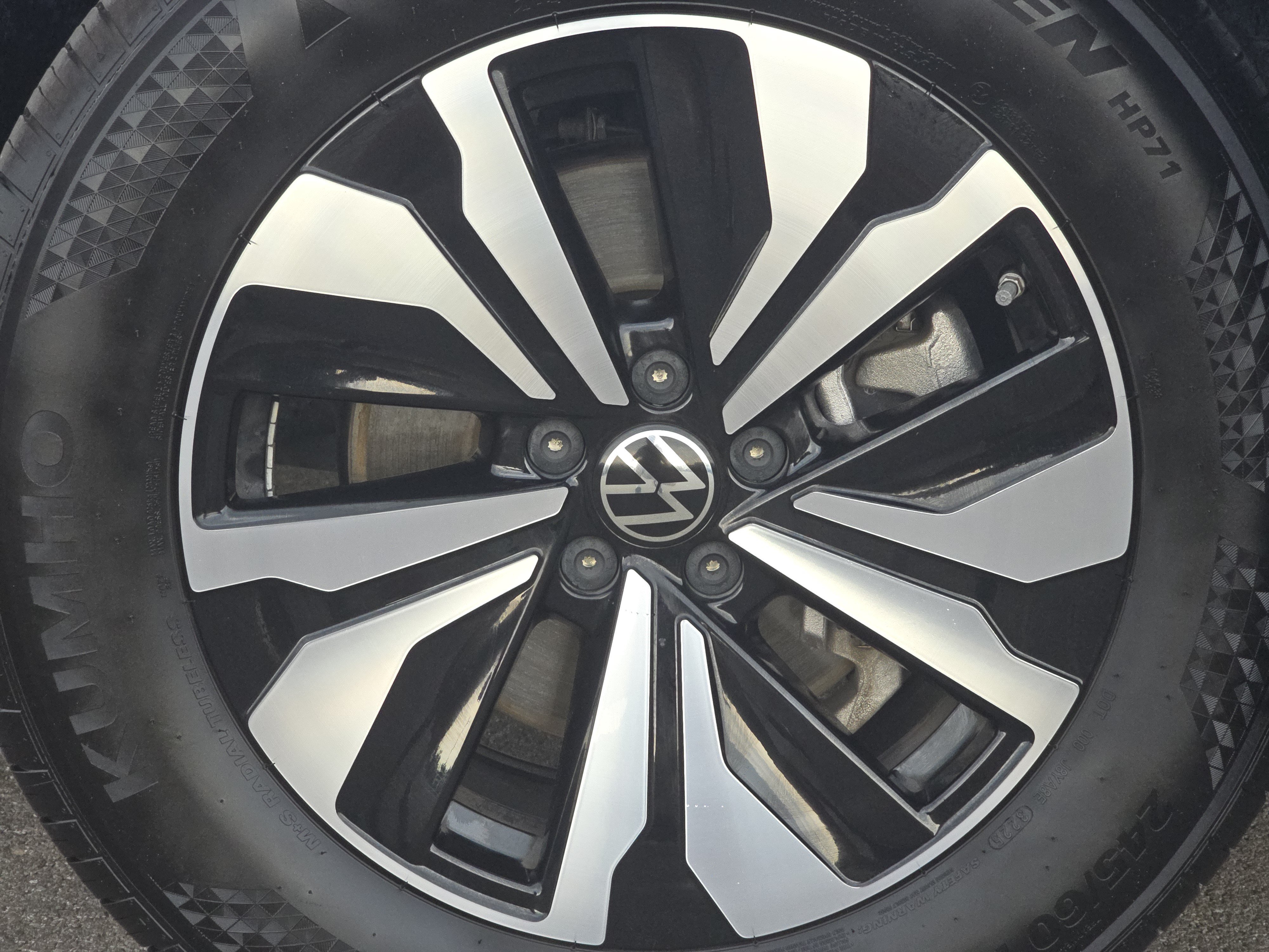 New 2026 Volkswagen Atlas SE AWD/4WD image 14