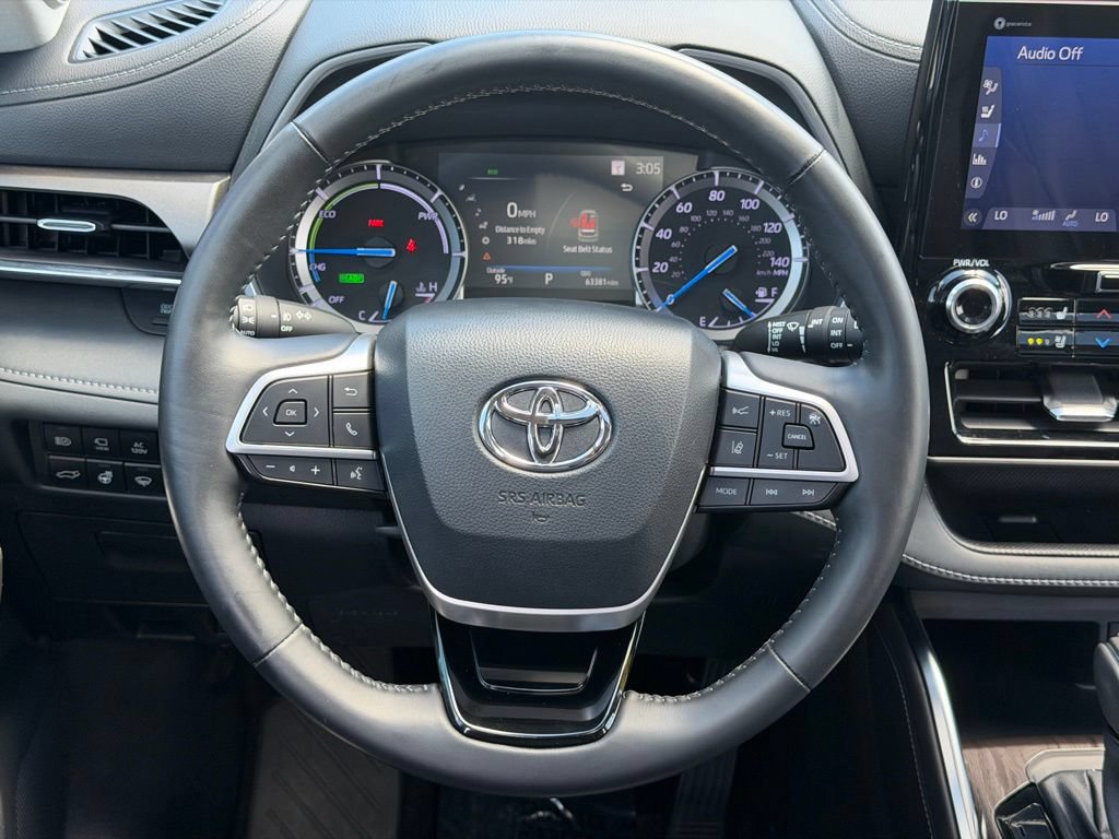 Used 2022 Toyota Highlander Limited FWD image 20