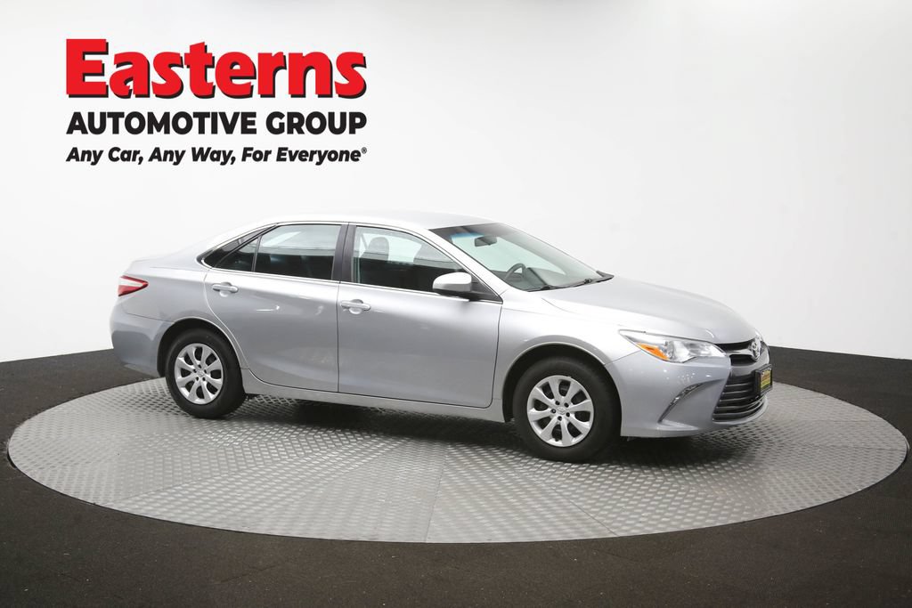 Used 2017 Toyota Camry LE FWD image 46