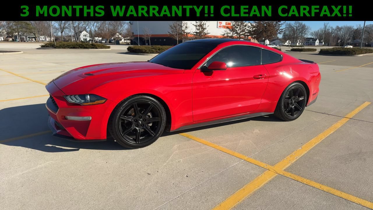 Used 2019 Ford Mustang Coupe w/ Black Accent Package RWD image 4