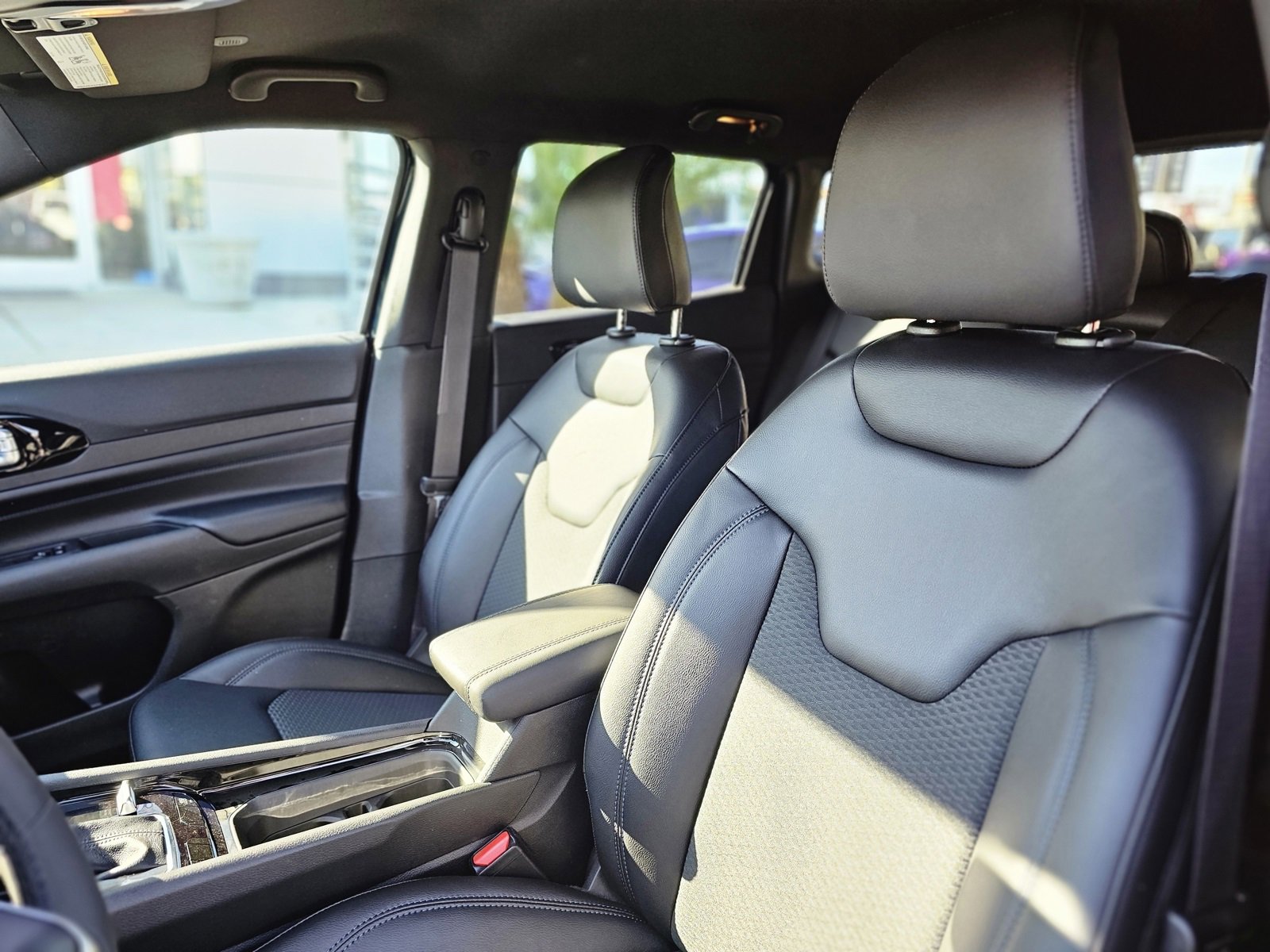 New 2026 Jeep Compass Latitude image 22