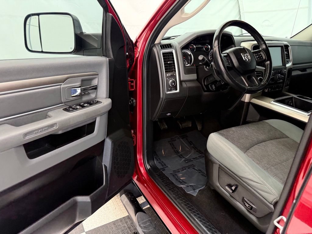 Used 2014 RAM 1500 Outdoorsman AWD/4WD image 31
