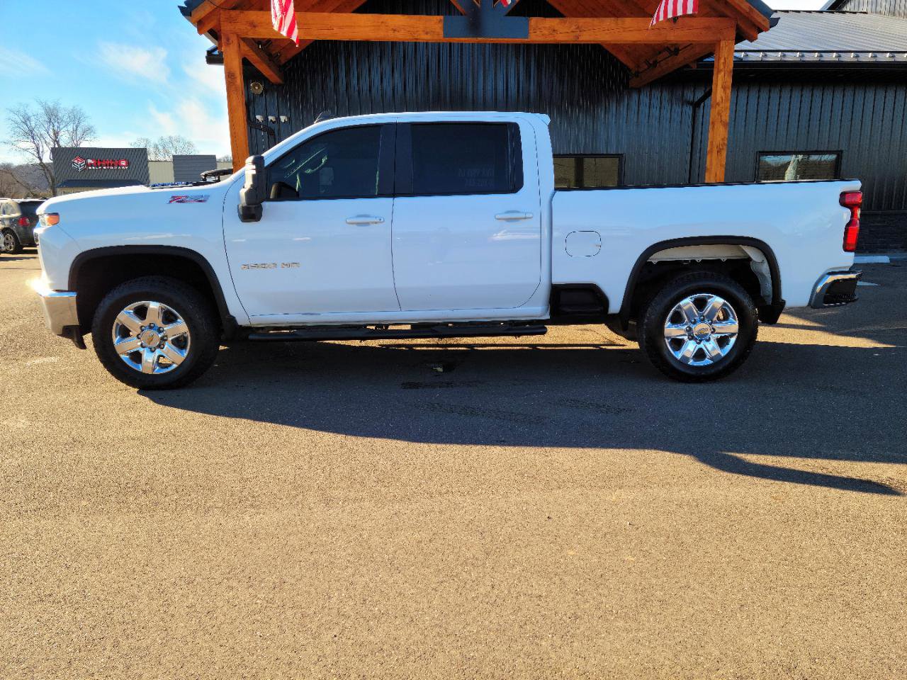 Used 2020 Chevrolet Silverado 2500 LT w/ Z71 Off-Road Package image 23