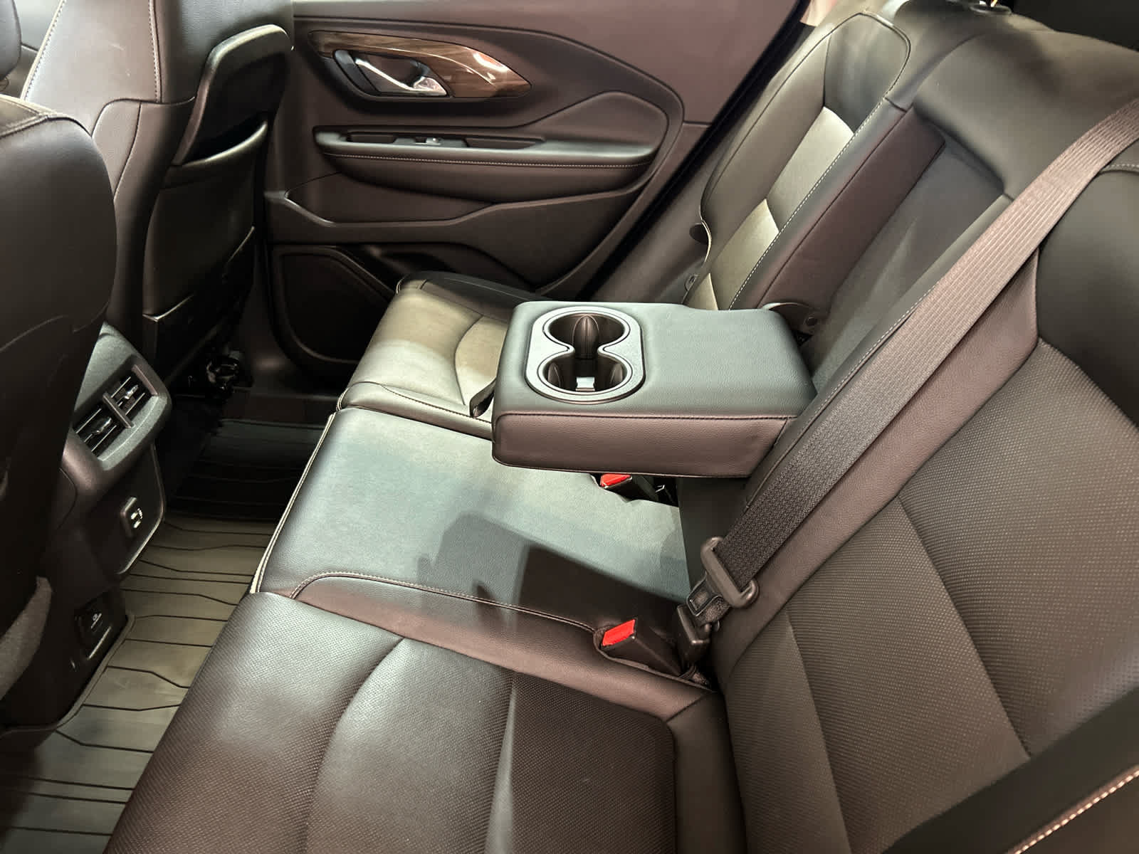 Used 2019 GMC Terrain Denali AWD/4WD image 5