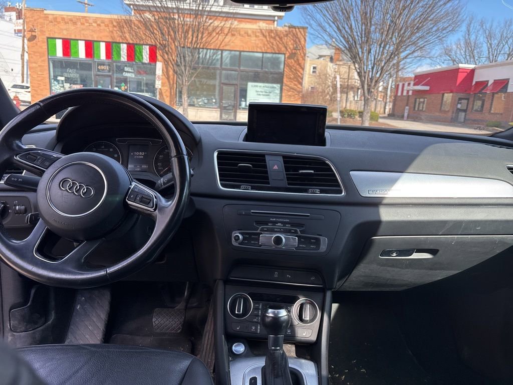 Used 2016 Audi Q3 2.0T Premium Plus w/ Technology Package image 8