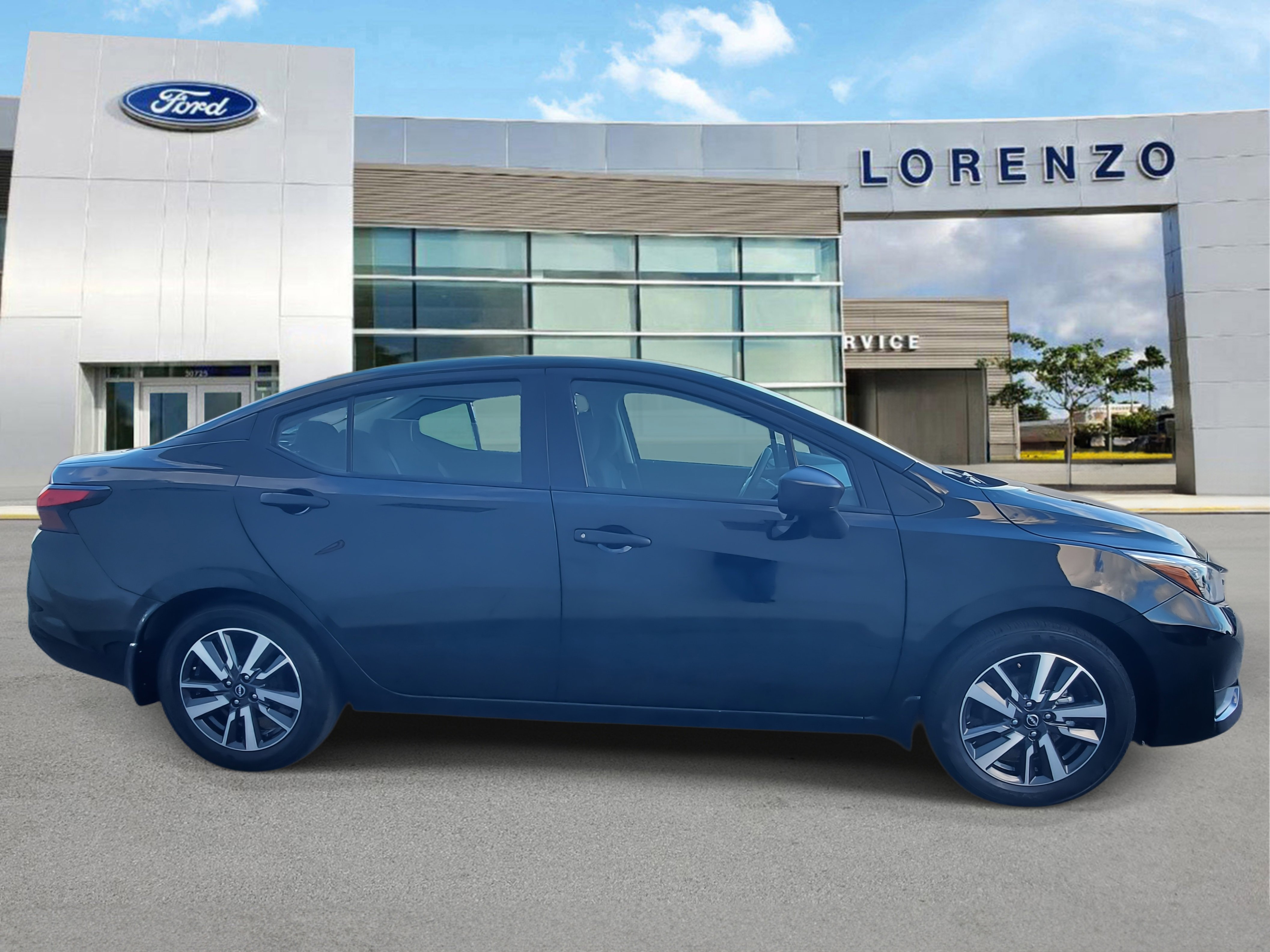Used 2025 Nissan Versa S w/ S Plus Package image 4